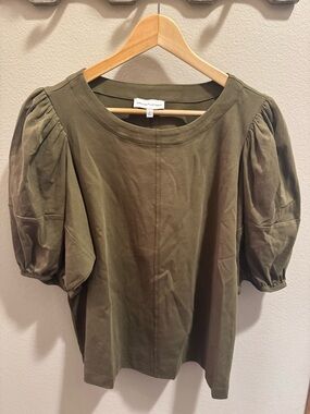 Gibson*Latimer Deep Moss Green Puff Sleeve Top Sz Large NWT